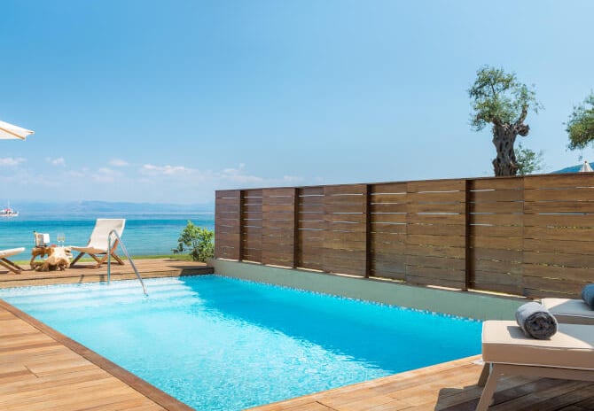 PAVILION SUITE WATERFRONT POOL